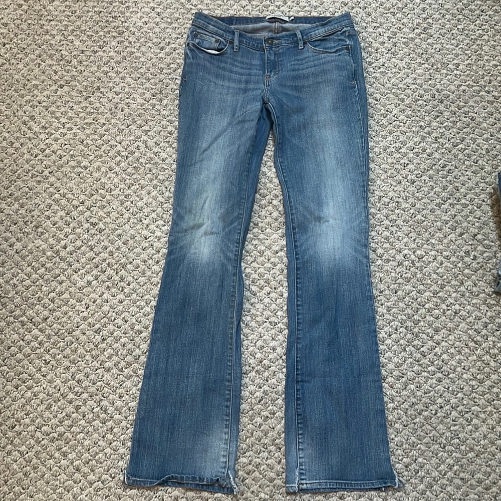 Abercrombie & Fitch stretch jeans. 2L.Bottoms cut.Very faint stains seen in pics